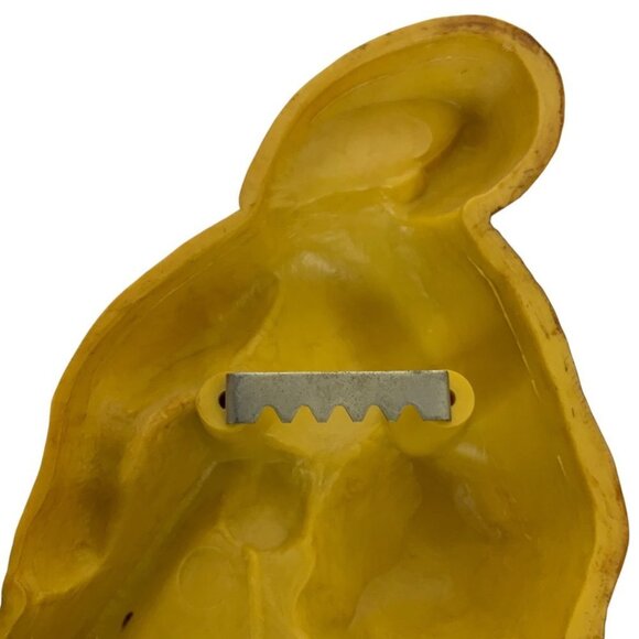 Vintage Dart Wall Plaque Chipmunks in Birdhouse Molded Plastic 1977 - Picture 6 of 6